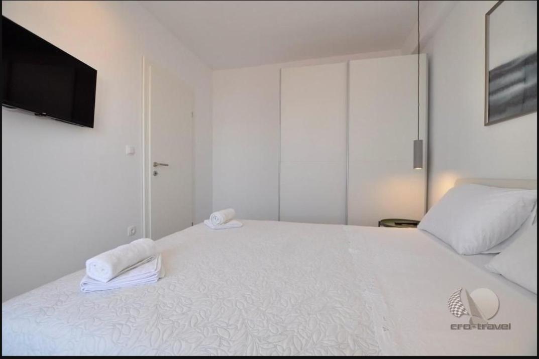 Apartmani Miranda Drašnice Exterior foto